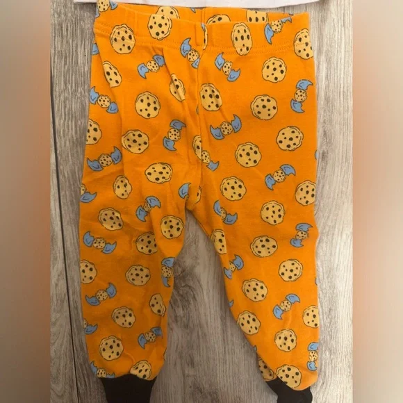 Sesame Street Halloween Pajama Set - Orange and White - Picture 4 of 7